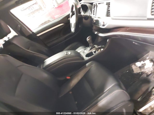 Toyota Highlander Xle 2018 5TDJZRFH6JS867817 Image 5