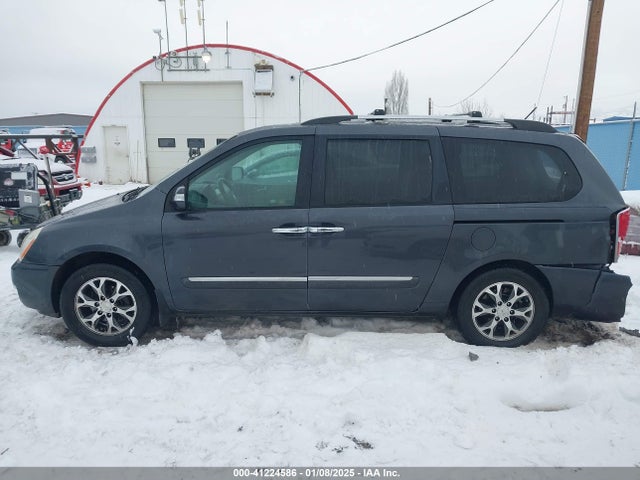 KNDMH4C70E6579070 KIA Sedona