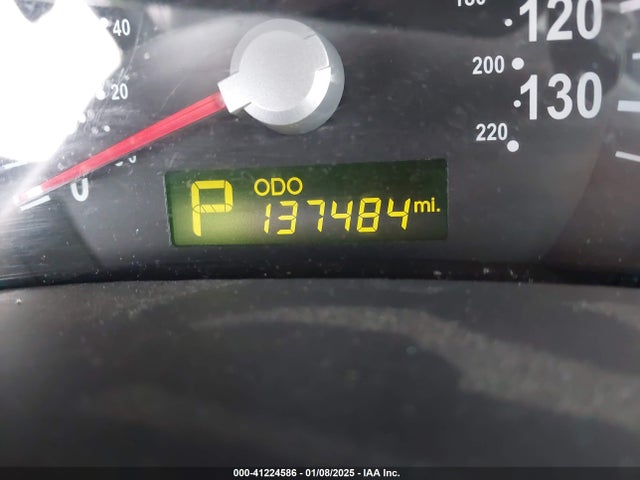 KNDMH4C70E6579070 KIA Sedona