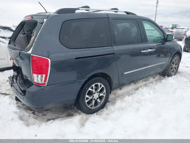 KNDMH4C70E6579070 KIA Sedona