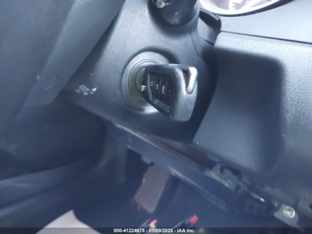 4T1B11HK6JU586064 Toyota CAMRY SE