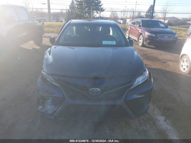 4T1B11HK6JU586064 Toyota CAMRY SE