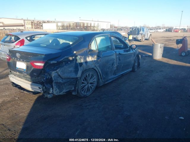 4T1B11HK6JU586064 Toyota CAMRY SE