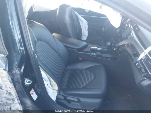 4T1B11HK6JU586064 Toyota CAMRY SE