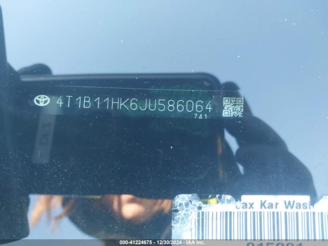 4T1B11HK6JU586064 Toyota CAMRY SE