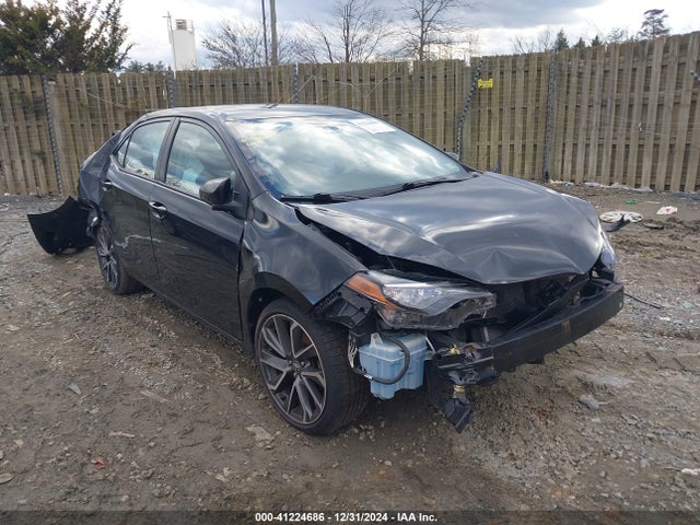 Toyota COROLLA LE 2018 2T1BURHE1JC966995 Image 1