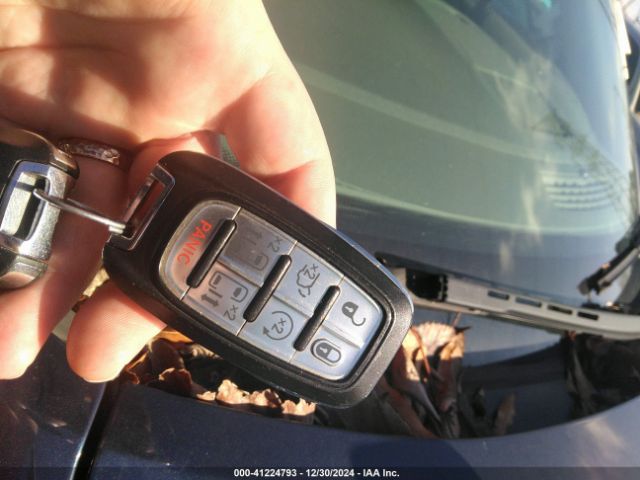 2C4RC1BG9HR809688 Chrysler Pacifica Touring-l