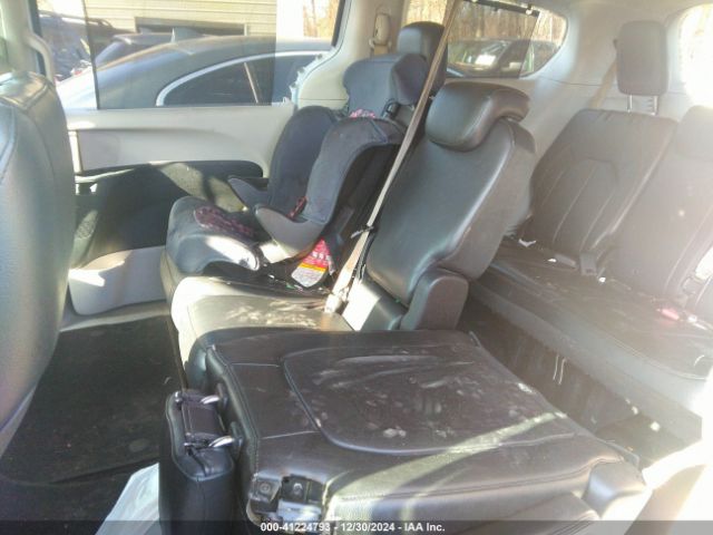 2C4RC1BG9HR809688 Chrysler Pacifica Touring-l