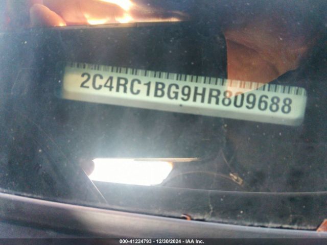 2C4RC1BG9HR809688 Chrysler Pacifica Touring-l