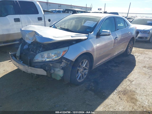 Chevrolet MALIBU 1LT 2015 1G11C5SL5FU118703 Image 2