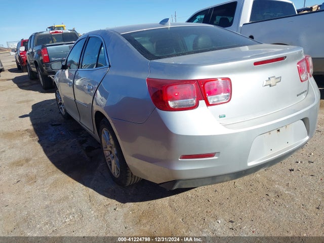 Chevrolet MALIBU 1LT 2015 1G11C5SL5FU118703 Image 3