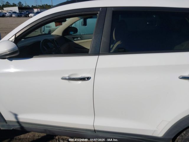 KM8J3CA2XGU119122 Hyundai Tucson Limited