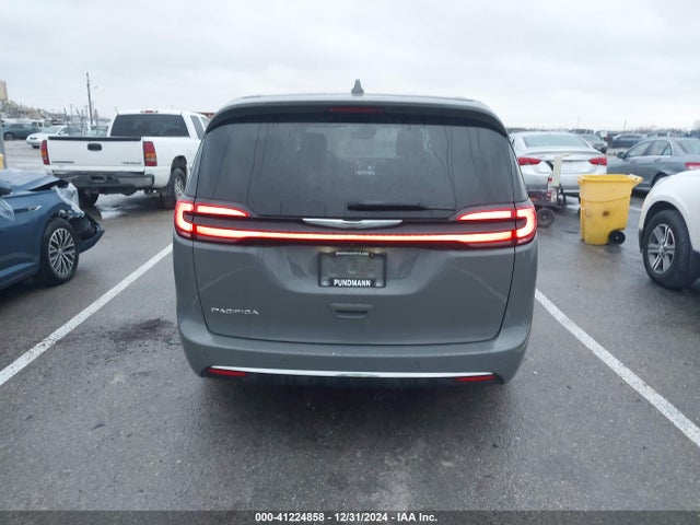 2C4RC1BG0NR133417 Chrysler Pacifica Touring L