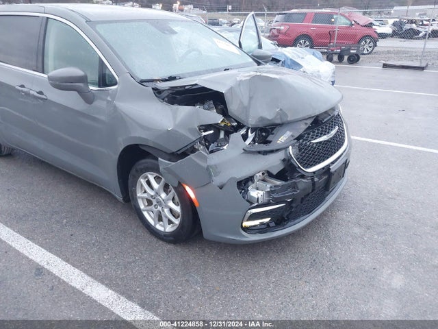 2C4RC1BG0NR133417 Chrysler Pacifica Touring L