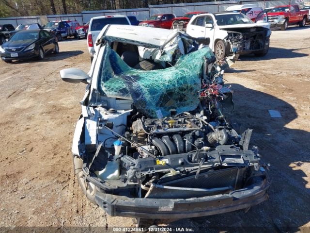 5NPDH4AE9EH501006 Hyundai ELANTRA SE