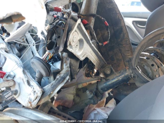 5NPDH4AE9EH501006 Hyundai ELANTRA SE
