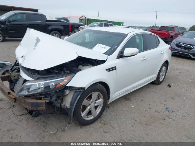 KIA Optima Lx 2015 KNAGM4A70F5626212 Image 2