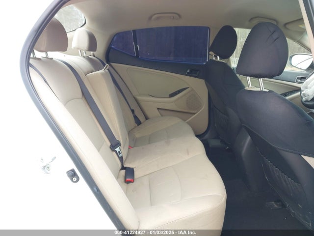 KIA Optima Lx 2015 KNAGM4A70F5626212 Image 8