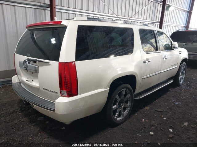 2009 CADILLAC ESCALADE ESV 1GYFK26209R117282 Photo 3