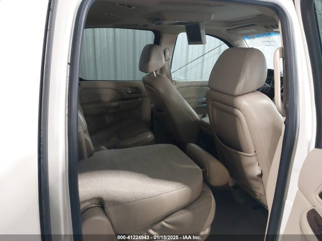 2009 CADILLAC ESCALADE ESV 1GYFK26209R117282 Photo 7