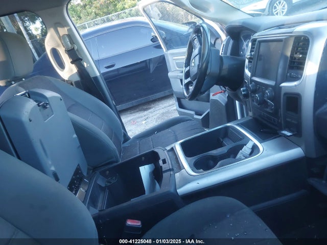 41225048 :رقم المزاد ، 1C6RR6GT2GS327005 vin ، 2016 Ram 1500 Lone Star مزاد بيع
