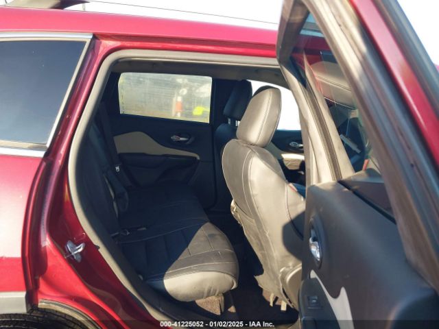1C4PJLCB5GW312476 Jeep Cherokee Latitude