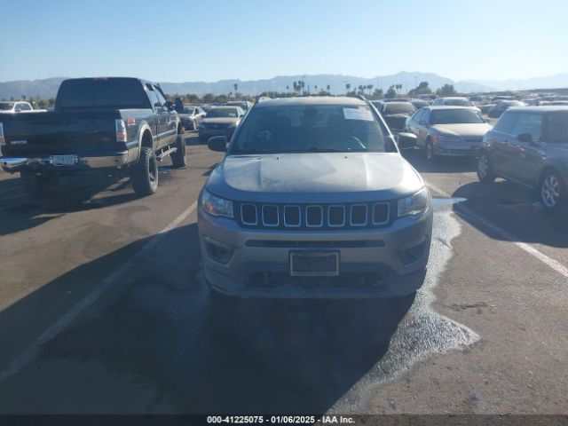 3C4NJCAB2JT124084 Jeep Compass Sport Fwd