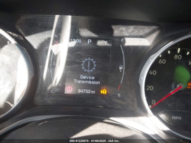 3C4NJCAB2JT124084 Jeep Compass Sport Fwd