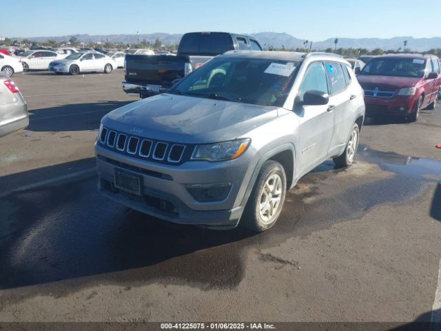 3C4NJCAB2JT124084 Jeep Compass Sport Fwd