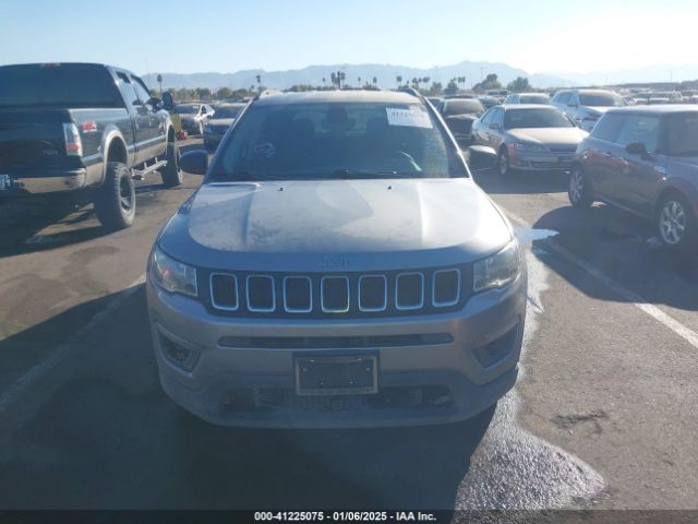 3C4NJCAB2JT124084 Jeep Compass Sport Fwd