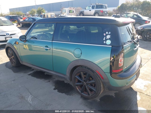 2012 MINI COOPER CLUBMAN WMWZF3C53CT189550 Photo 2