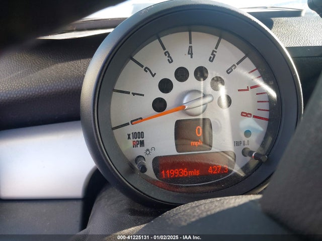 2012 MINI COOPER CLUBMAN WMWZF3C53CT189550 Photo 6