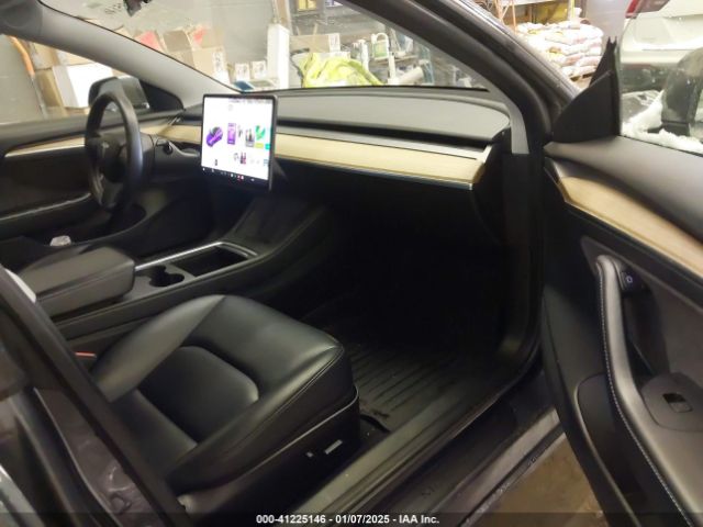 5YJ3E1EA9MF991454 Tesla Model 3 Standard Range Plus Rear-wheel Drive
