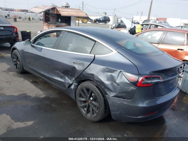 5YJ3E1EB5JF170212 Tesla Model 3 Long Range/performance
