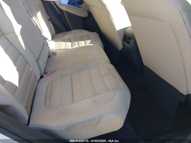Honda CR-V LX 2017 5J6RW5H35HL006754 Image 8