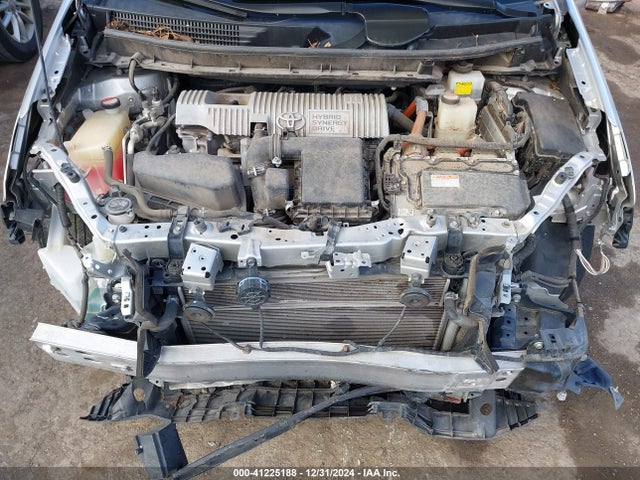 Toyota Prius V Two 2015 JTDZN3EU2FJ037348 Image 10