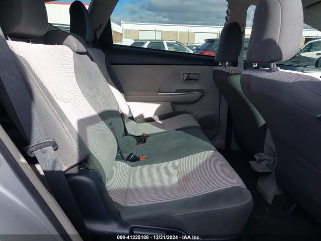 Toyota Prius V Two 2015 JTDZN3EU2FJ037348 Image 8