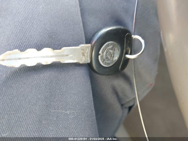 2005 CADILLAC DEVILLE 1G6KD54YX5U234191 Photo 10
