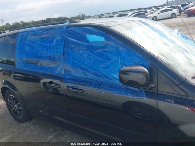 2C4RDGEG2HR586292 Dodge Grand Caravan Gt