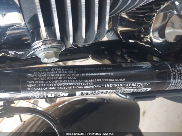 2023 HARLEY-DAVIDSON FLTRX 1HD1KHC1XPB677085 Photo 9