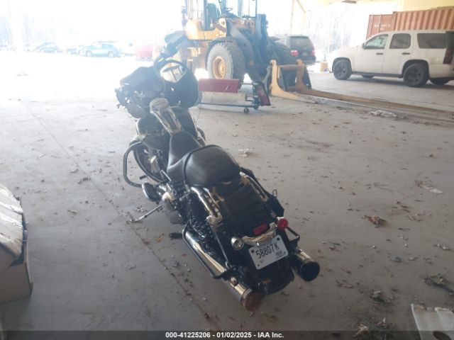 2023 HARLEY-DAVIDSON FLTRX 1HD1KHC1XPB677085 Photo 2