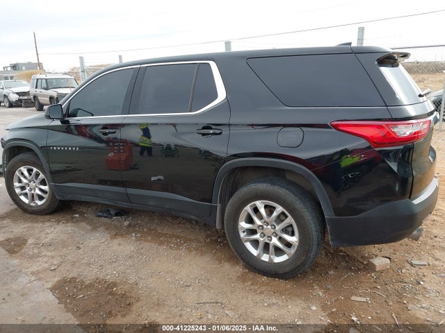 Chevrolet Traverse Ls 2019 1GNERFKW8KJ122044 Image 15