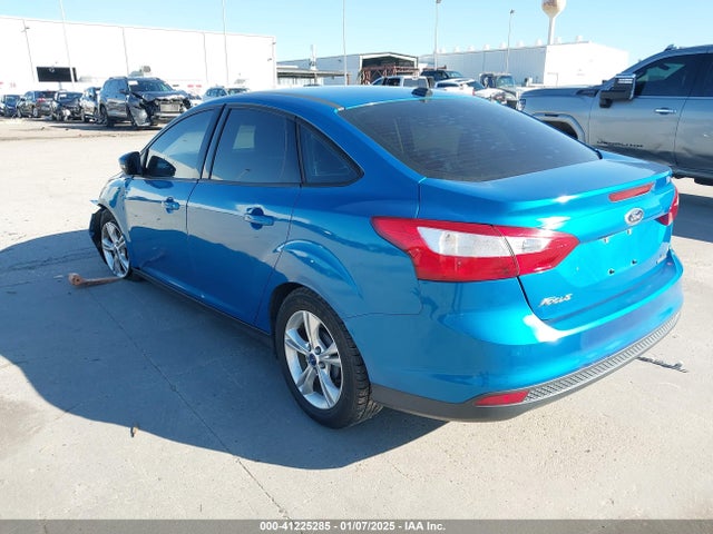 Ford FOCUS SE 2014 1FADP3F23EL229422 Image 3