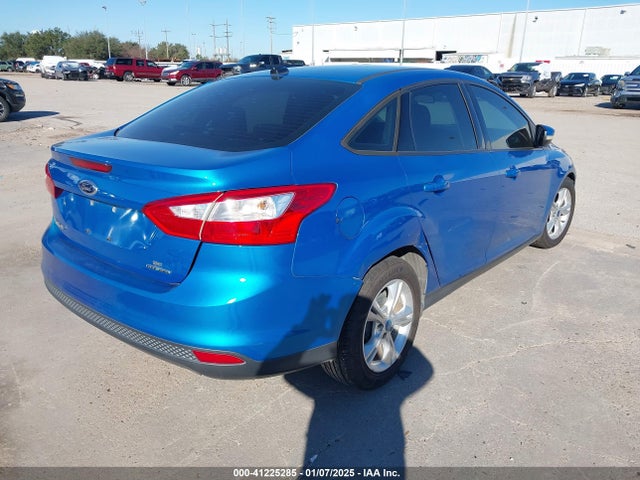 Ford FOCUS SE 2014 1FADP3F23EL229422 Image 4