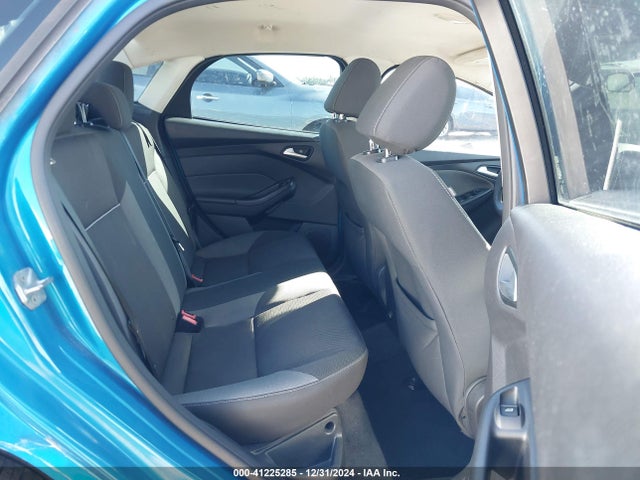 Ford FOCUS SE 2014 1FADP3F23EL229422 Image 8