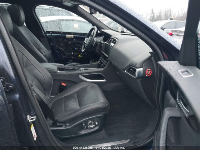 SADCM2FV2JA288751 Jaguar F-PACE S