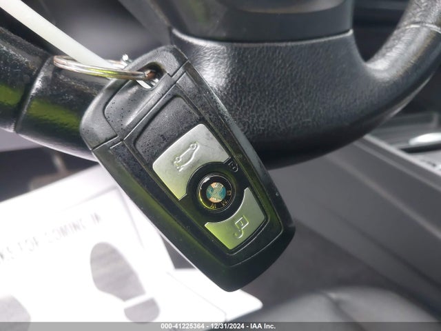 BMW 320 I 2014 WBA3B1C59EK130839 Image 11