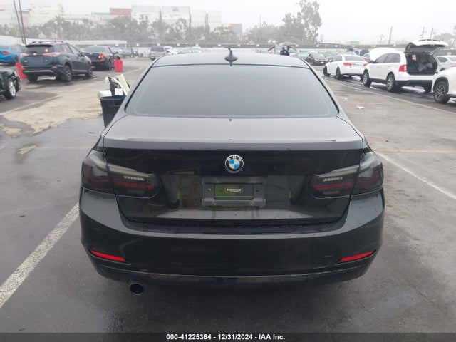 BMW 320 I 2014 WBA3B1C59EK130839 Image 16