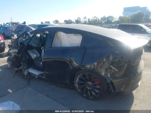 7SAYGDEF7RF021464 Tesla Model Y Performance Dual Motor All-wheel Drive