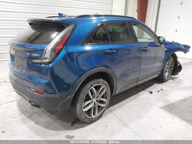 2019 CADILLAC XT4 1GYFZFR44KF167125 Photo 3